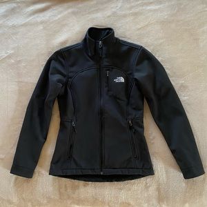 Women’s North Face black jacket